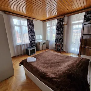 Cattaleya *** Batumi